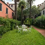 Апартаменты Garden Венеция