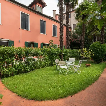 Garden Апартаменты